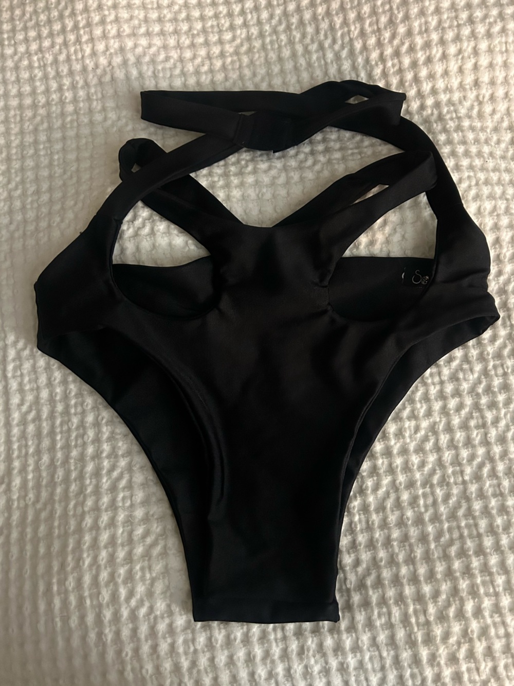 Sorte Wild Strappy Black Bottoms NWOT - Picture 4 of 8
